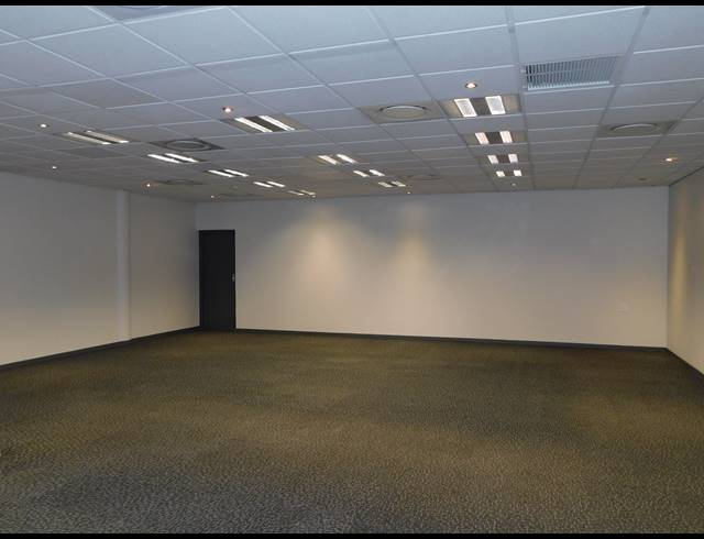 314M² OFFICE TO LET IN PARKTOWN